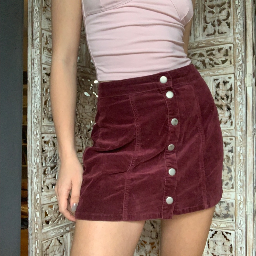 Brandy Melville maroon button up skirt